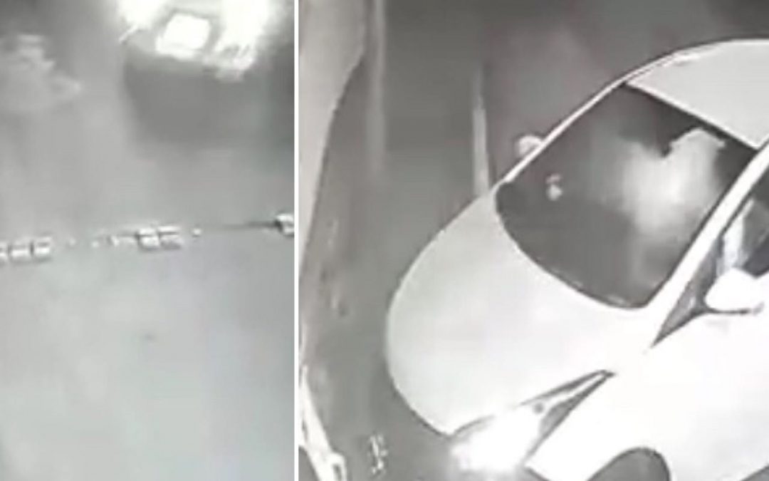 Carro colide com muro de residência no Centro de SJB