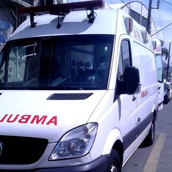 Homem ferido após sofrer queda de moto em Degredo