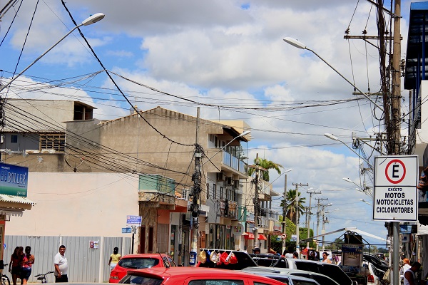 Prefeitura de SJB convoca responsáveis por empresas de internet