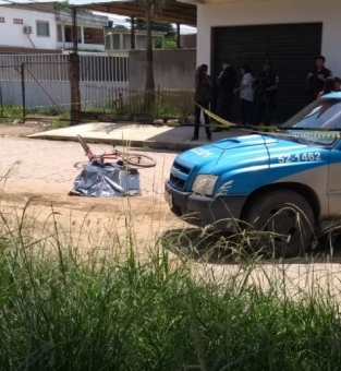 Ciclista assassinado a tiros em plena luz do dia