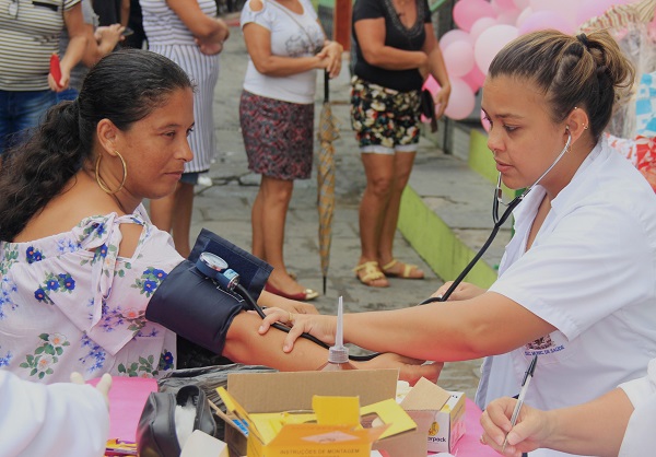Ação pelo Dia Internacional da Mulher em SJB