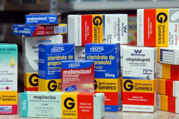 Remédios podem ficar até 4,33% mais caros a partir de segunda-feira