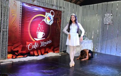 Café Literário é sucesso no Centro Cultural