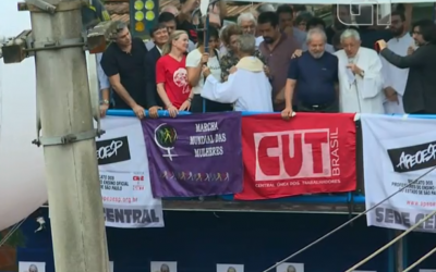 Lula deixa prédio do sindicato para participar de missa em memória de Marisa