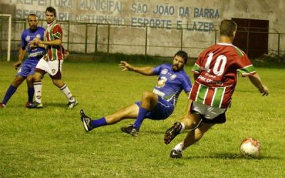 Fluminense vence de virada e conquista vaga na final em SJB