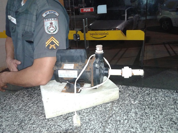 Homem detido após arrombar e furtar bomba d’água de Caps em Atafona