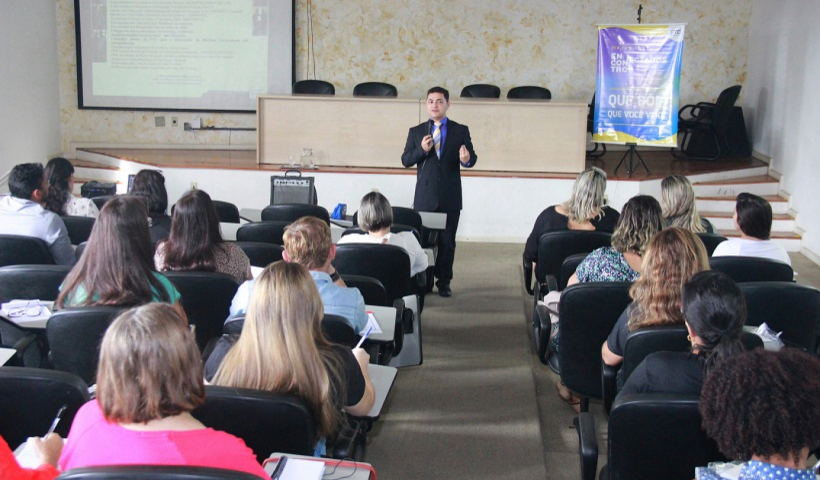 Secretaria Municipal de Educação de SJB promove capacitação a seus profissionais