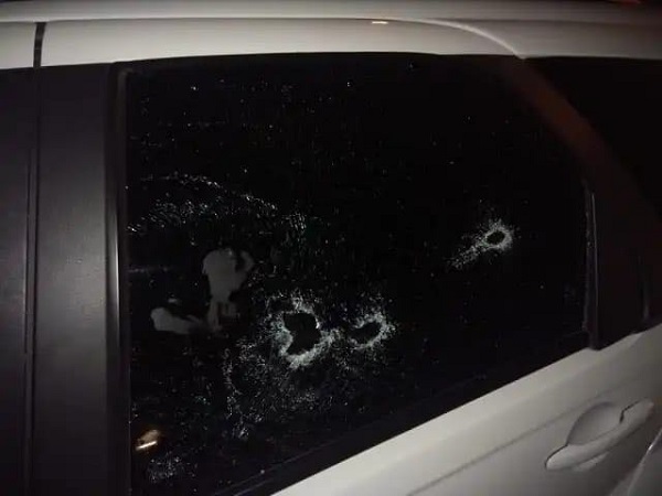 Motorista de Uber alvejado a tiros vai caminhando até o HFM pedir socorro