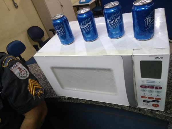 PM recupera materiais furtados de comércio no Centro de SJB