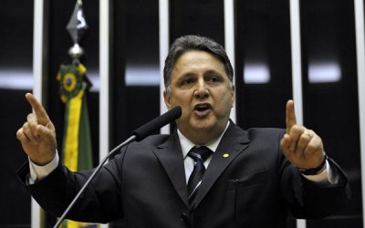 TSE julga Garotinho inelegível e o afasta de campanha a governo do Rio