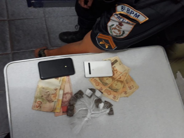 PM apreende maconha em SJB