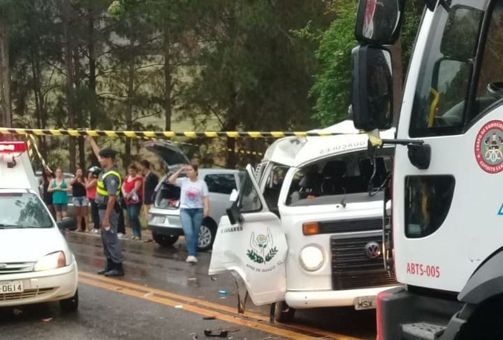 Alunos da APAE morrem em acidente