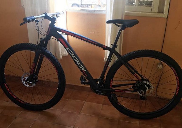 Bicicleta furtada dentro de residência no Centro de SJB
