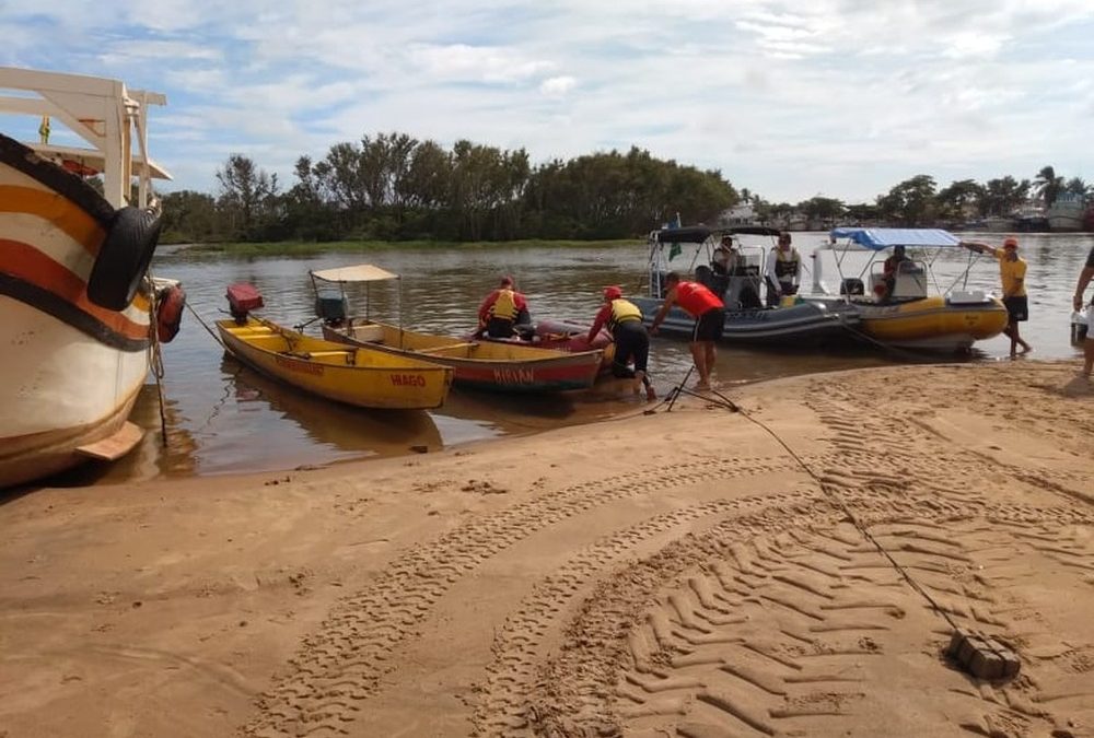 Terceiro dia de buscas e Júlio Rodrigues segue desaparecido após pesca submarina em SJB
