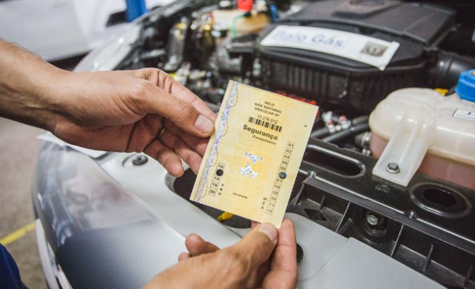 Detran-RJ confirma que veículos com GNV estão dispensados de vistoria anual e taxa