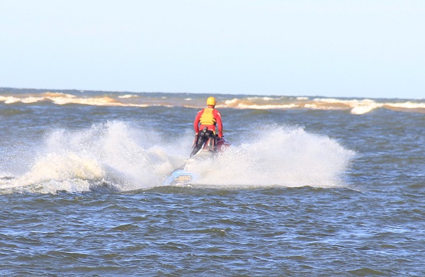 Corpo de adolescente que se afogou em Atafona é encontrado no mar de Grussaí