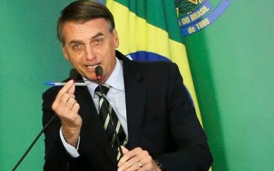 Bolsonaro: decreto devolve ao povo liberdade de decidir sobre armas