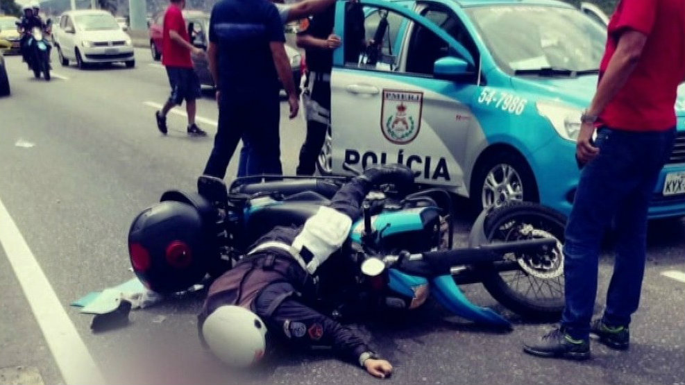 Polícia faz operação no Rio para prender responsáveis por morte de PM