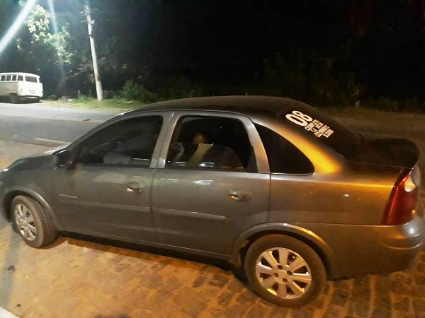 Agentes do Proeis recuperam carro roubado durante assalto em Grussaí