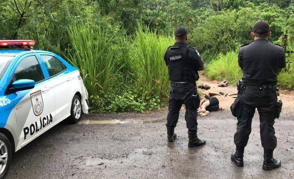 Chacina: Polícia encontra nove corpos