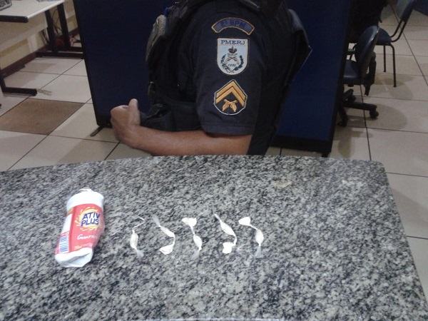 PM apreende cocaína em SJB