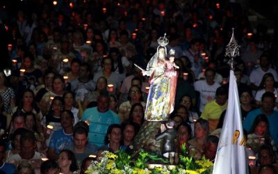 Romaria luminosa de Nossa Senhora da Penha movimenta fiéis em Atafona – Veja fotos