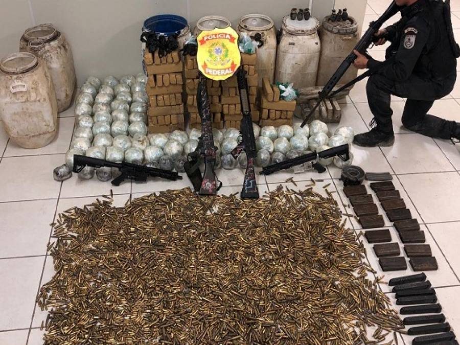 Operação Legado apreende fuzis, granadas e drogas