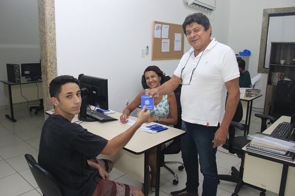 Carteira de Trabalho já é emitida em SJB