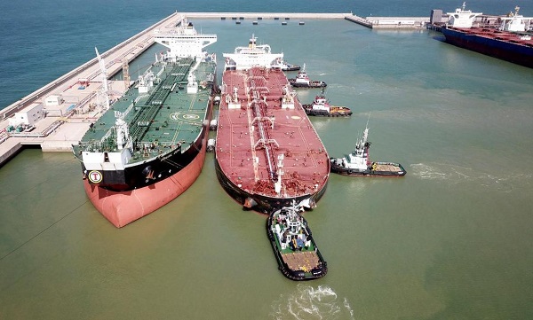 Petrobras realiza 1ª operação de transbordo no terminal da Açu Petróleo