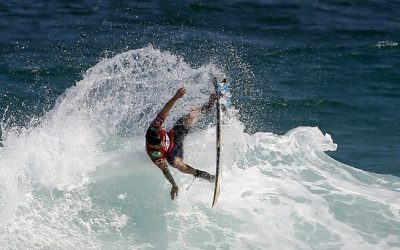 Em Saquarema, brasileiros avançam no circuito mundial de surfe