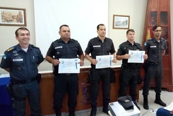 Militares de SJB recebem homenagem por ação realizada