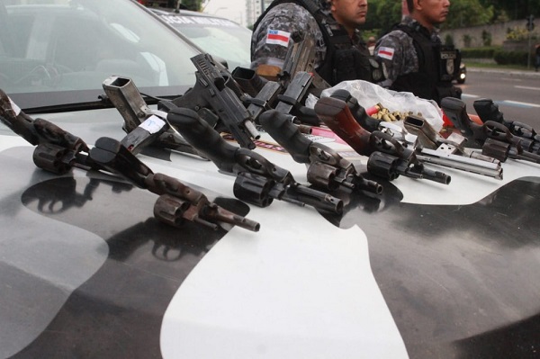Confronto entre traficantes e PM deixa 17 mortos em Manaus