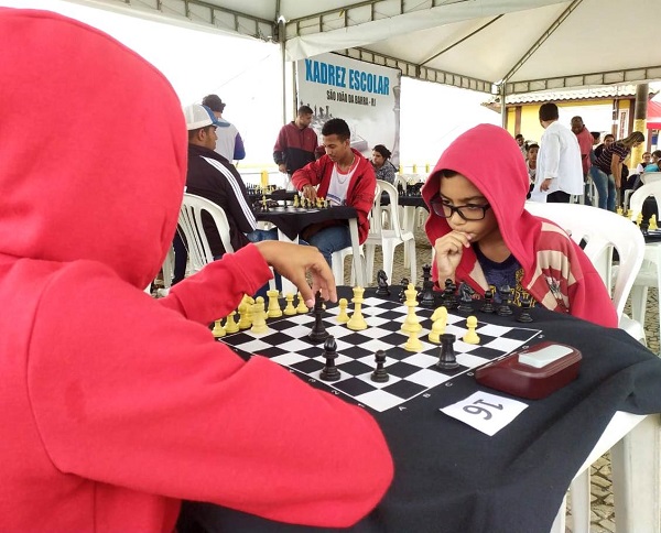 Alunos da rede municipal participam de Campeonato de Xadrez