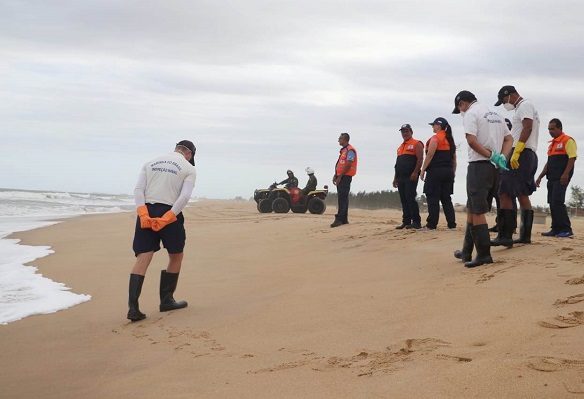 Praias de São João da Barra estão limpas, diz Marinha do Brasil
