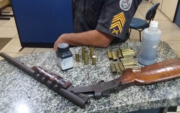 Segue em estado grave homem baleado pelo primo em SJB