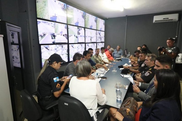Segurança durante o verão em pauta na Prefeitura de SJB