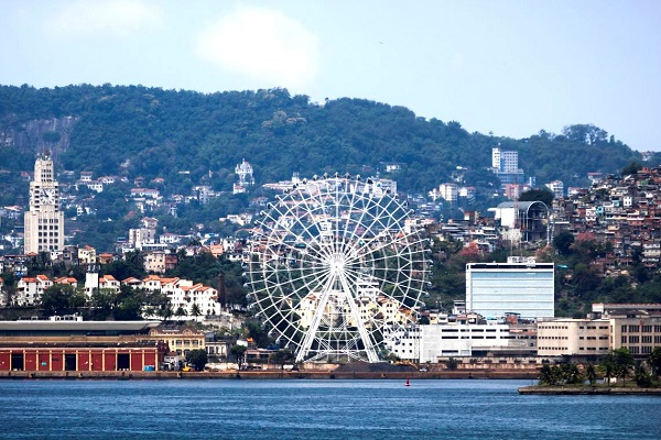 Maior roda-gigante da América Latina é inaugurada no Rio