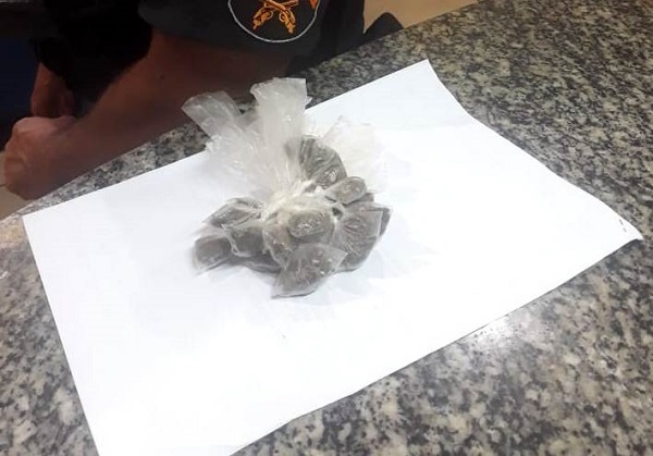 PM apreende droga em Grussaí