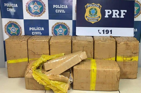 PRF e Polícia Civil apreendem 200 kg de maconha no Rio de Janeiro