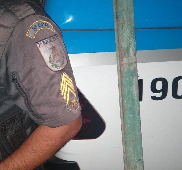 Homem preso suspeito de ameaçar agredir ex-companheira em SJB
