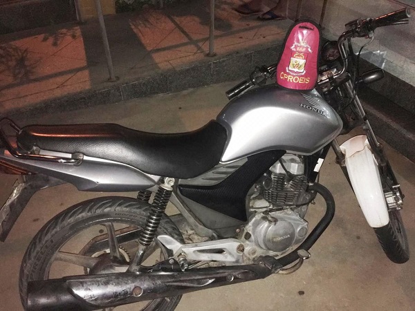 Adolescente apreendido com motocicleta em SJB