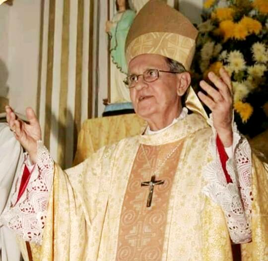 Bispo emérito de Campos segue internado após AVC