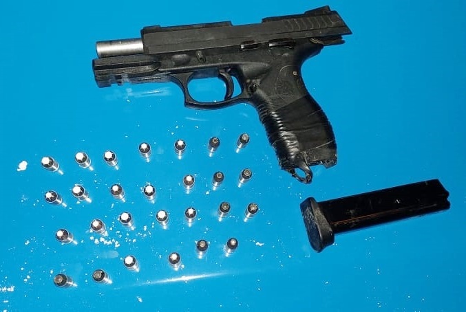 Suspeito de atirar em vizinho é preso com pistola em Grussaí