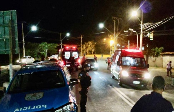 Mulher ferida após ser atropelada por carro em SJB