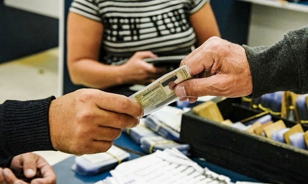 Detran-RJ inicia retomada de serviços de habilitação