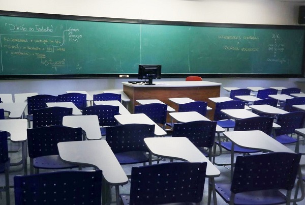 Prefeitura do Rio prevê o retorno das aulas presenciais para o dia 24 de fevereiro