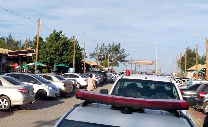 Carro de som apreendido, quiosques e carros notificados em SJB