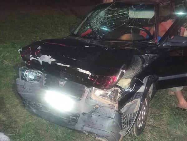 Acidente deixa três feridos em SJB