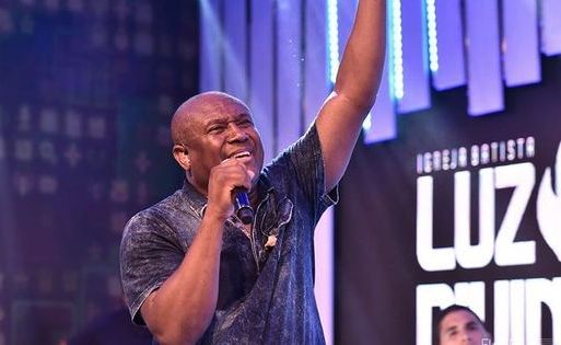 Vereador e cantor gospel Irmão Lázaro morre de Covid-19 em Salvador
