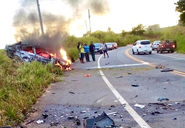 Homem morre e PM fica ferido em grave acidente em SFI